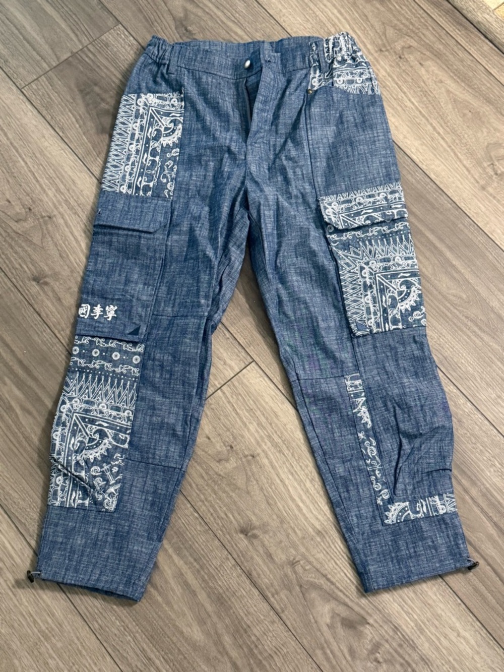 Li Ning Men's Blue Patchwork Cargo Denim Pants with Bandana Patches